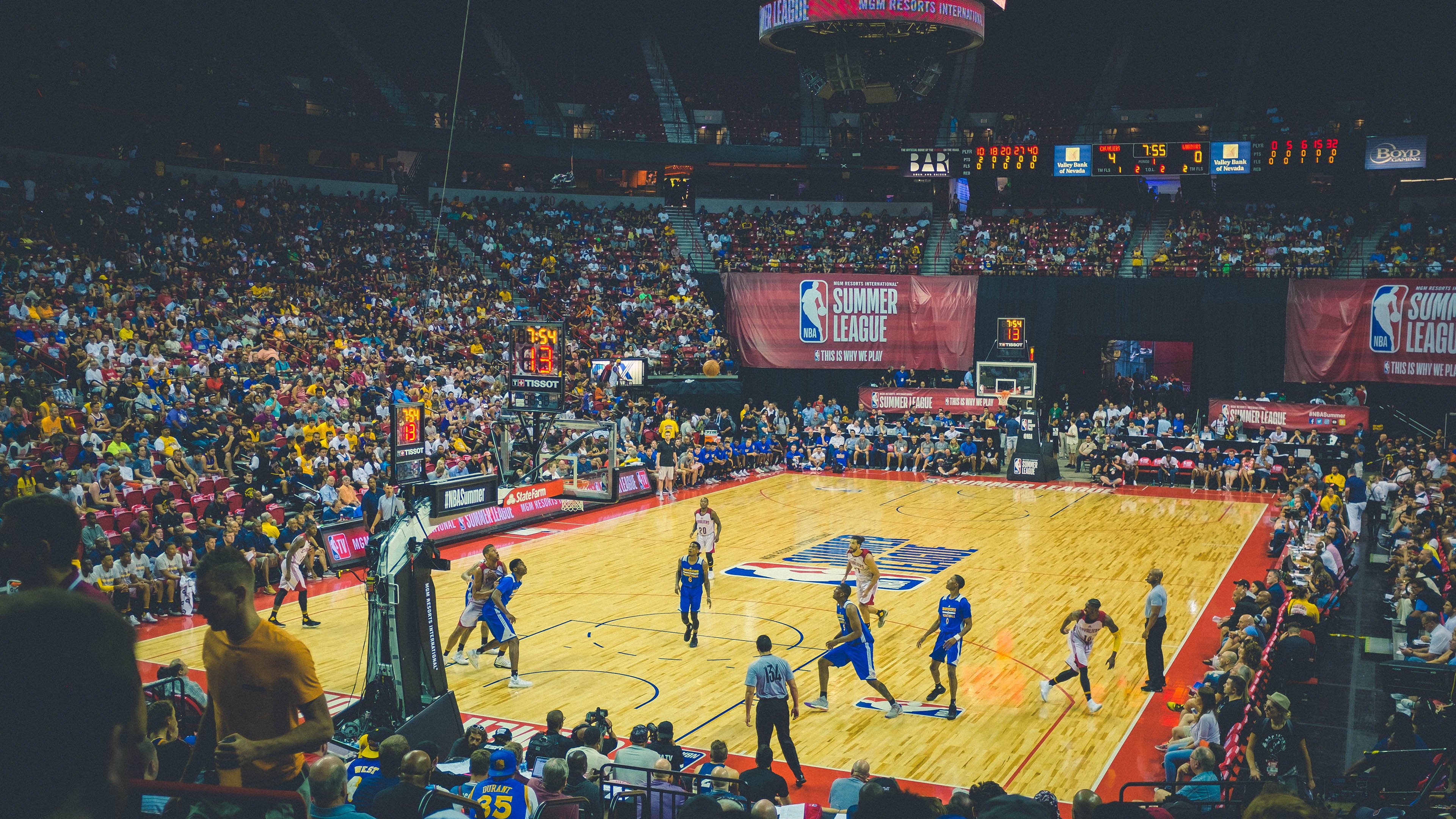 开云电竞入口-勇士球队攻防转换效率提升，勇士进攻效率